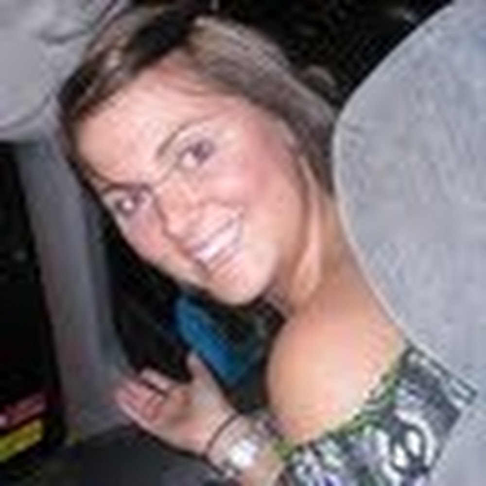 Meet your Posher, Caitlin